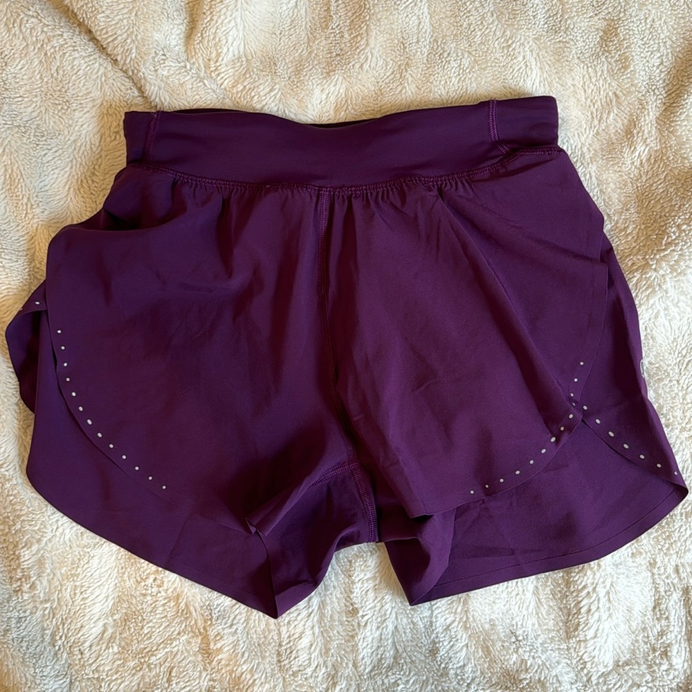 Size 4 Lululemon purple fast and free high rise 3” short